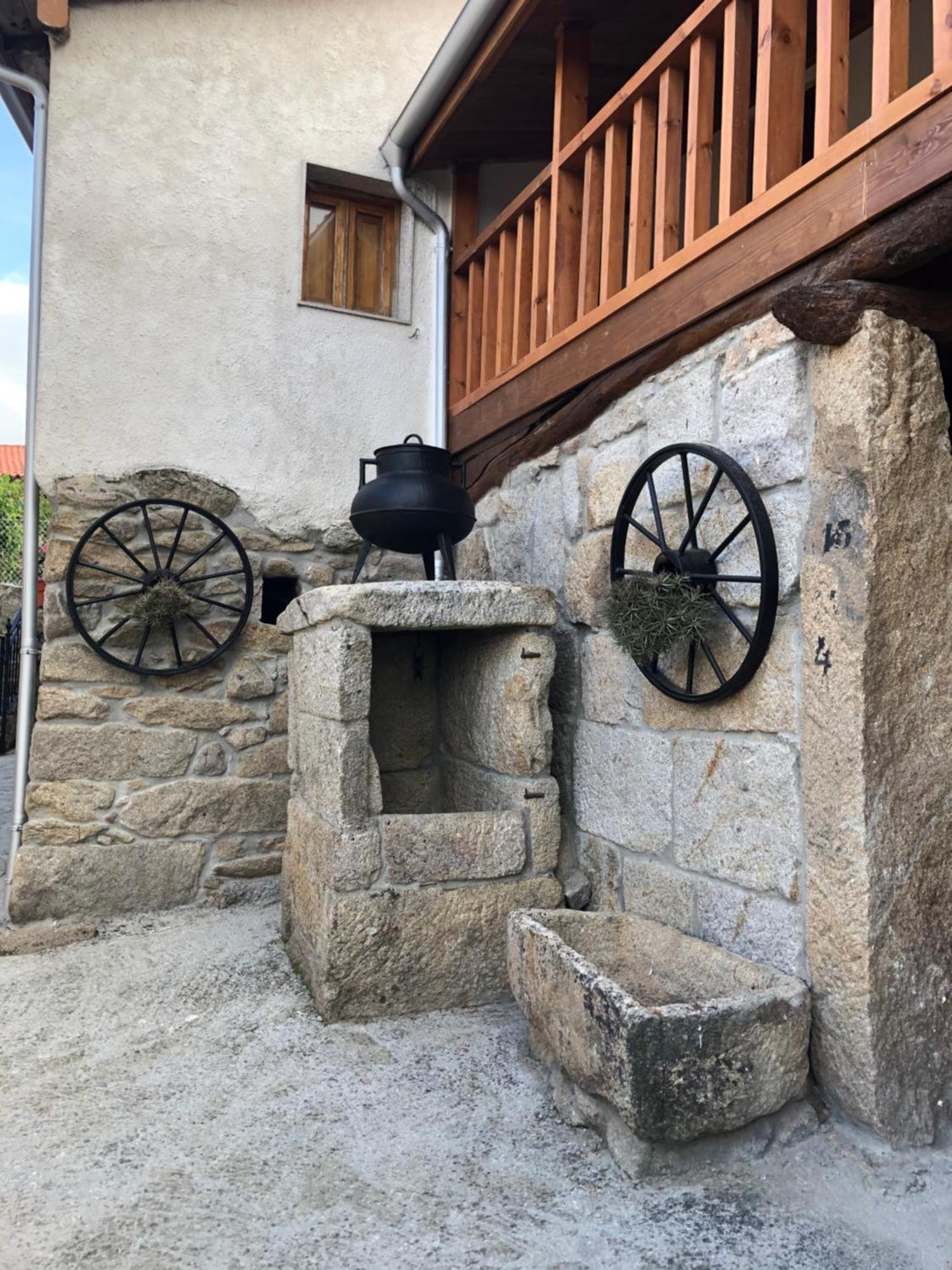 コマルカ・デ・オウレンセ Casa Andurinaゲストハウス エクステリア 写真